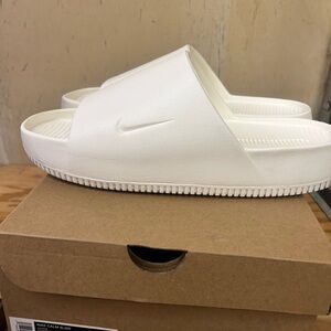 Nike Calm Slide in White